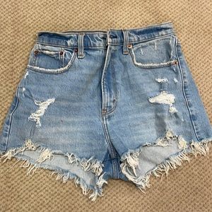 Abercrombie & Fitch high rise mom shorts